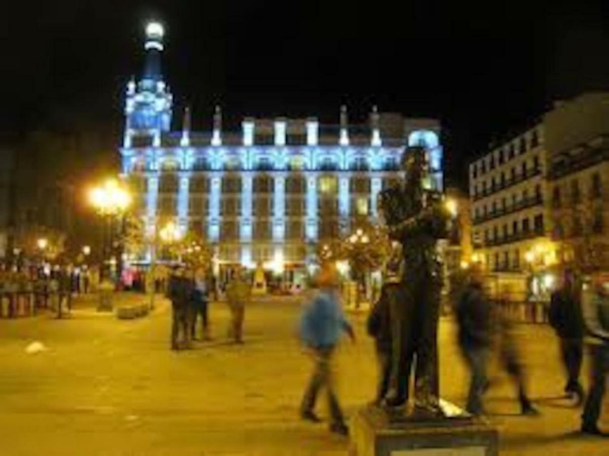 Centric Plaza Mayor Madrid Eksteriør billede